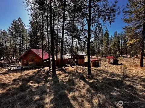 275 Marlys Rd, Tonasket, WA 98855