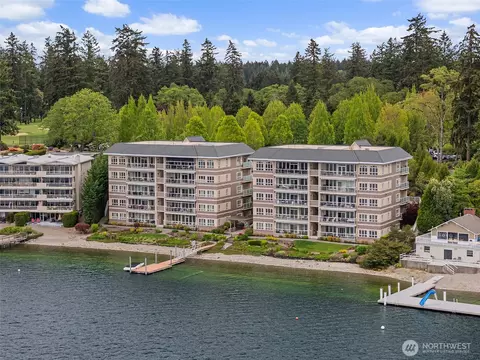 13140 Country Club Dr SW #203, Lakewood, WA 98498