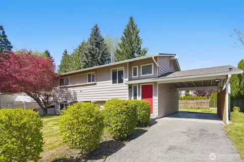 609 212th St SW, Bothell, WA 98021 photo 2