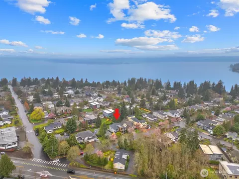 619 18th Ave W, Kirkland, WA 98033