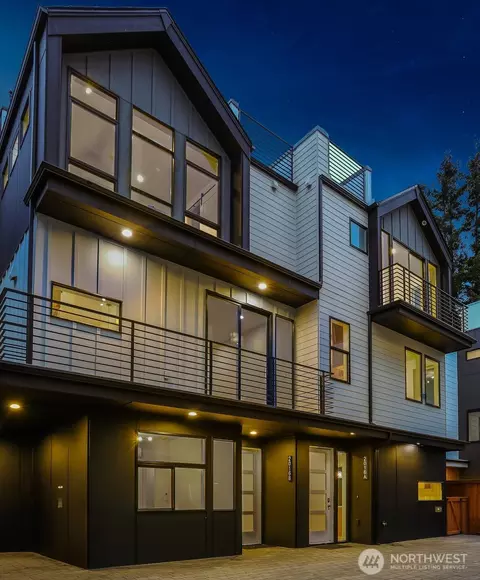 2016 NW 62nd St #B, Seattle, WA 98107