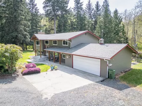 183 Oxenford Rd, Port Angeles, WA 98363