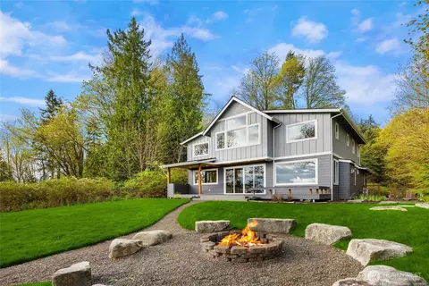 27862 Sandy Beach Ln NE, Kingston, WA 98346