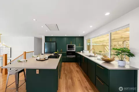 Kitchen - 22520 4th Ave SE, Bothell, WA 98021 photo 1 of 4