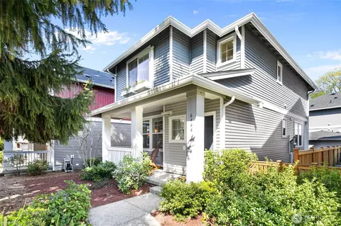 6444 High Point Dr SW, Seattle, WA 98126