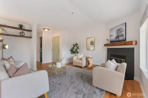 Living - 18930 Bothell Everett Hwy #F304, Bothell, WA 98012 photo 4 of 4