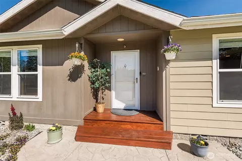 25 Michelle Ln, Sequim, WA 98382 photo 2