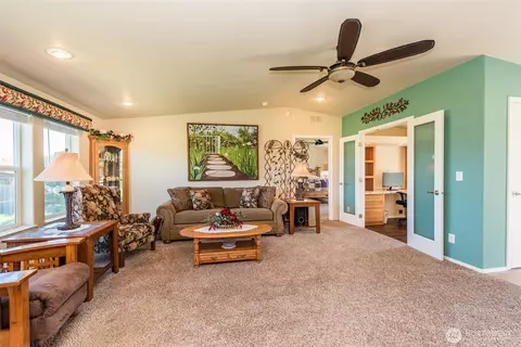 25 Michelle Ln, Sequim, WA 98382 photo 9