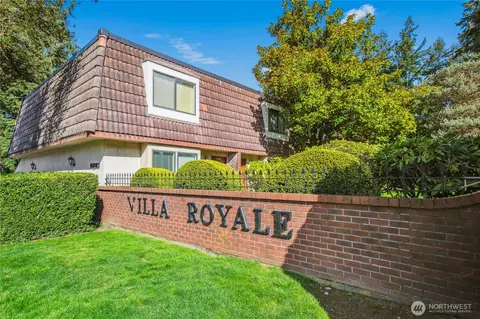 8719 238th St SW #B1, Edmonds, WA 98026