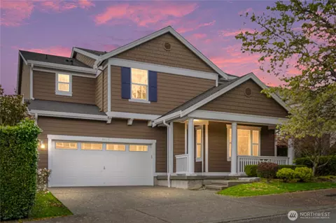 8615 137th Ave SE, Newcastle, WA 98059