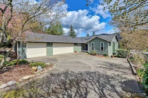 18 Windward Dr, Bellingham, WA 98229