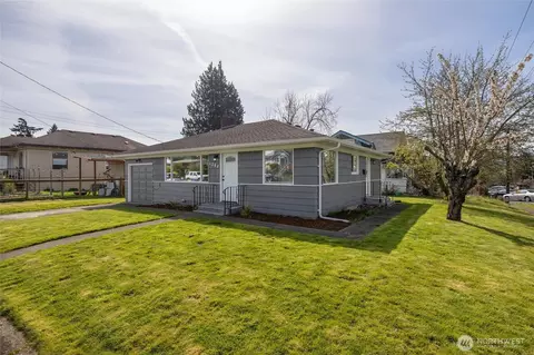 1204 E North St, Bellingham, WA 98226