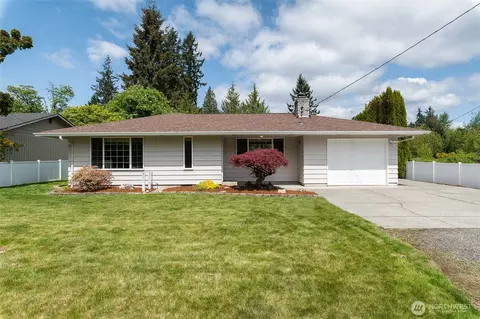 927 140th St SW, Lynnwood, WA 98087