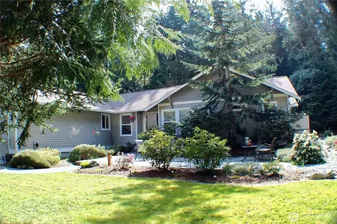110 Buck Loop Rd, Sequim, WA 98382