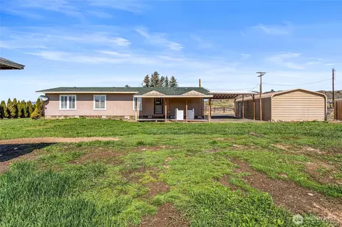 570 Livengood Rd, Cowiche, WA 98923