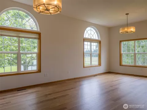 Living - 200 Osprey Glen Rd, Sequim, WA 98382 photo 1 of 5