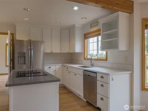 Kitchen - 200 Osprey Glen Rd, Sequim, WA 98382 photo 1 of 3