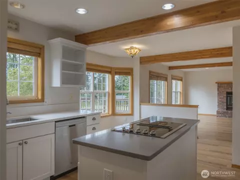 Kitchen - 200 Osprey Glen Rd, Sequim, WA 98382 photo 2 of 3