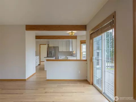 Living - 200 Osprey Glen Rd, Sequim, WA 98382 photo 3 of 5
