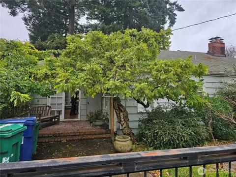 15401 22nd Ave SW, Burien, WA 98166