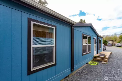 4550 Decatur Dr, Ferndale, WA 98248