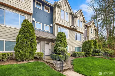 1000 Front St S #4, Issaquah, WA 98027