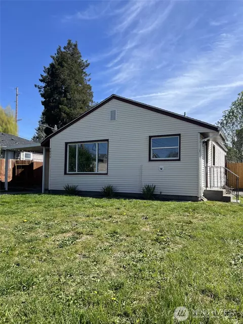 4815 S Sheridan Ave, Tacoma, WA 98408