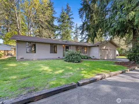 8142 NE 145th Pl, Kenmore, WA 98028