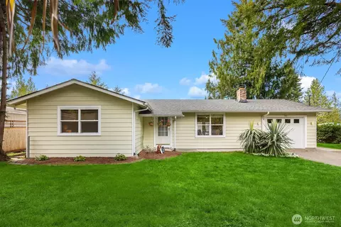 25950 NW Circle Dr S, Poulsbo, WA 98370