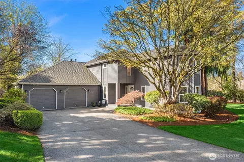 17617 NE 134th Pl, Redmond, WA 98052