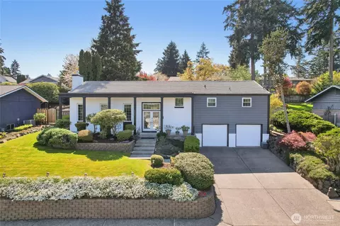 1006 Laurel Ct, Fircrest, WA 98466