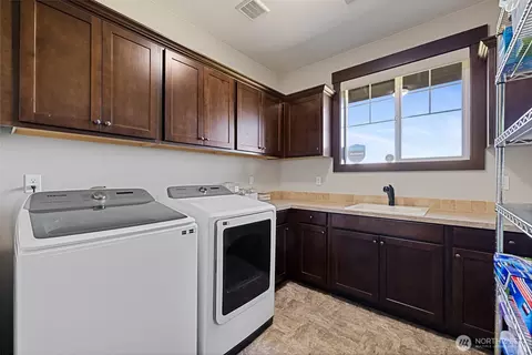 505 373rd St E, Roy, WA 98580 photo 20
