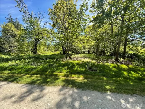 84 J Tulalip Way, Hat Island, WA 98206