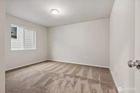 Bedroom - 127 Pine Hollow Dr, Chehalis, WA 98532 photo 7 of 7