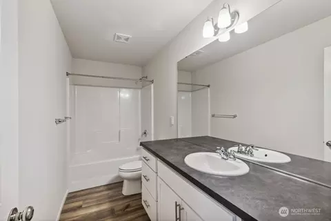 Bath - 127 Pine Hollow Dr, Chehalis, WA 98532 photo 3 of 3
