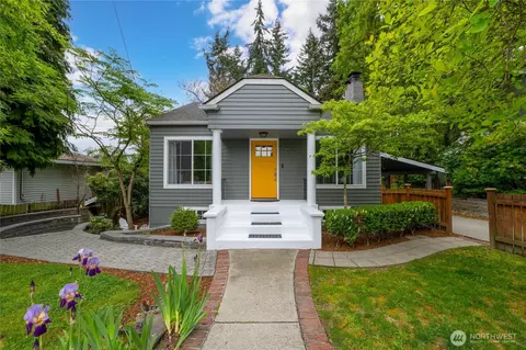 2125 N 161st Pl, Shoreline, WA 98133
