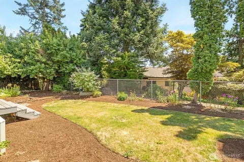 Exterior - 2607 SE 138th Loop, Vancouver, WA 98683 photo 6 of 6