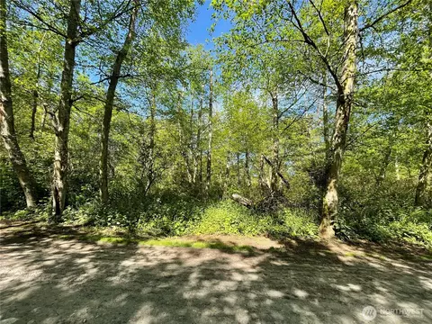 89 F Tulalip Way, Hat Island, WA 98206