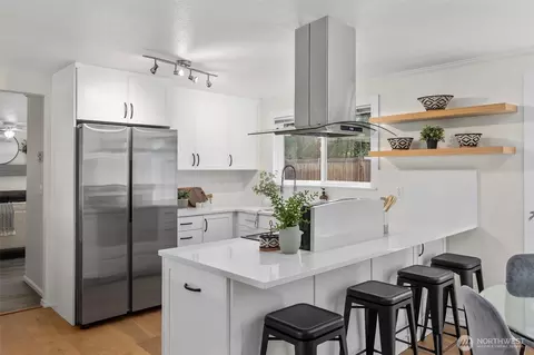 Kitchen - 2316 164th Pl SE, Bothell, WA 98012 photo 1 of 4