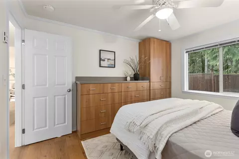 Bedroom - 2316 164th Pl SE, Bothell, WA 98012 photo 2 of 7