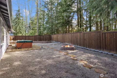 Exterior - 2316 164th Pl SE, Bothell, WA 98012 photo 5 of 7