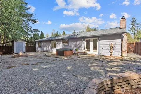 Exterior - 2316 164th Pl SE, Bothell, WA 98012 photo 2 of 7