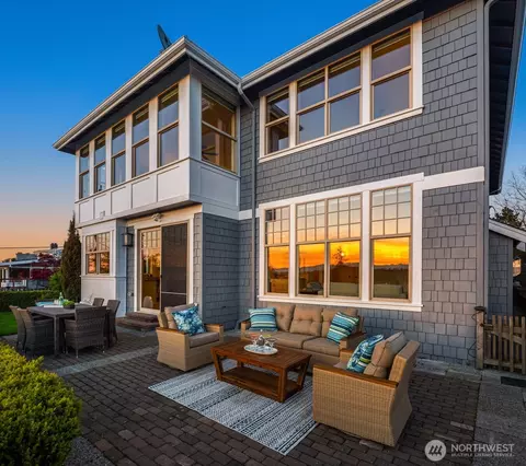 3255 11th Ave W, Seattle, WA 98119