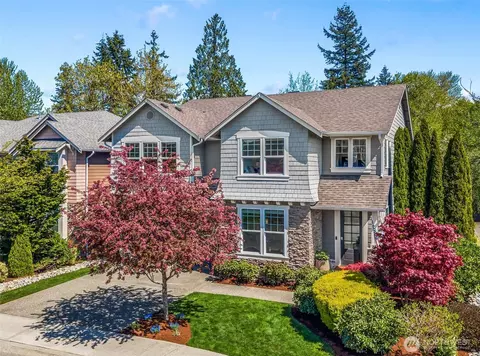 750 Ilwaco Pl NE, Renton, WA 98059