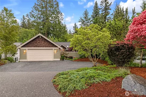 4208 Harrison St, Bellingham, WA 98229