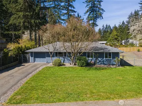 10040 Brookwood Ct SE, Port Orchard, WA 98367