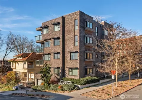 403 13th Ave E #2B, Seattle, WA 98102