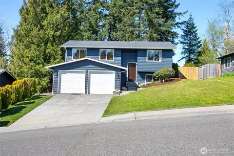 2505 Alvarado Dr, Bellingham, WA 98229