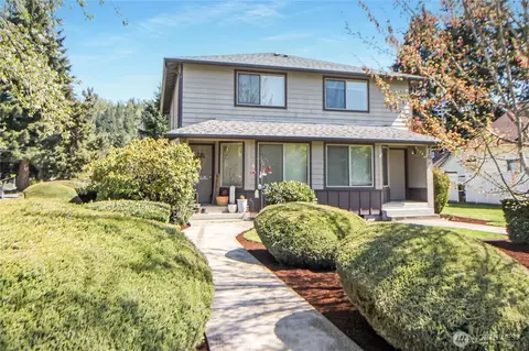 216 Varner Ave SE #1 & 2, Orting, WA 98360