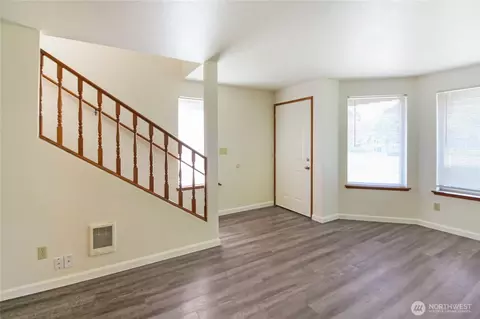 216 Varner Ave SE #1 & 2, Orting, WA 98360 photo 4
